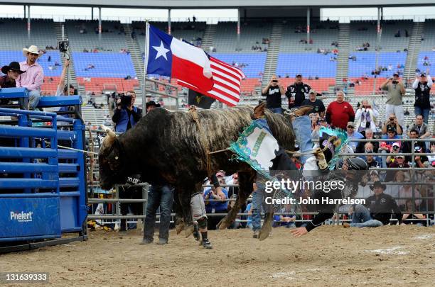 Bull Riding Commentator 5,059 Winstar Casino Photos & High Res Pictures - Getty Images