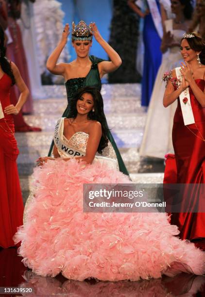 Miss Venezuela Ivian Sarcos is crowned Miss World 2011 by Miss World 2010, Alexandria Mills in the Miss world 2011 World Final on November 6, 2011 in...