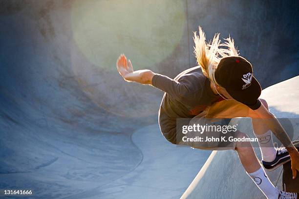 urban skateboarder - venice beach stock pictures, royalty-free photos & images