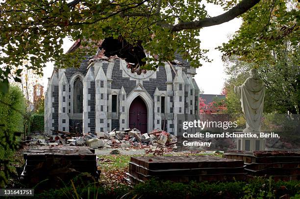 church - christchurch earthquakes stock pictures, royalty-free photos & images