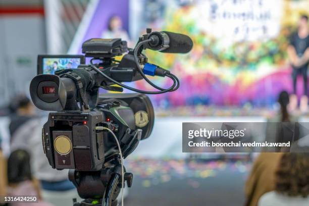 professional filming equipments - ビデオカメラ ストックフォトと画像