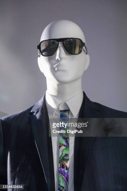 Mannequin Wearing Suit Photos and Premium High Res Pictures - Getty Images