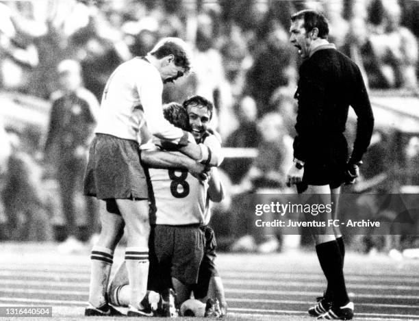 Juventus player Antonio Cabrini celebrates a Vignola's goal with Vignola and Bonini during Porto Juventus on May 16, 1984 in Basilea, Switzland. )