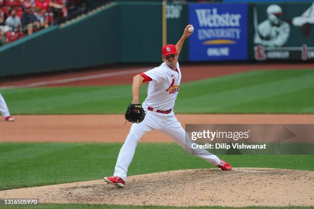 Andrew Miller of the St. Louis Cardinals delivers a pitch against the Philadelphia Phillies at Busch Stadium on April 29, 2021 in St Louis, Missouri.