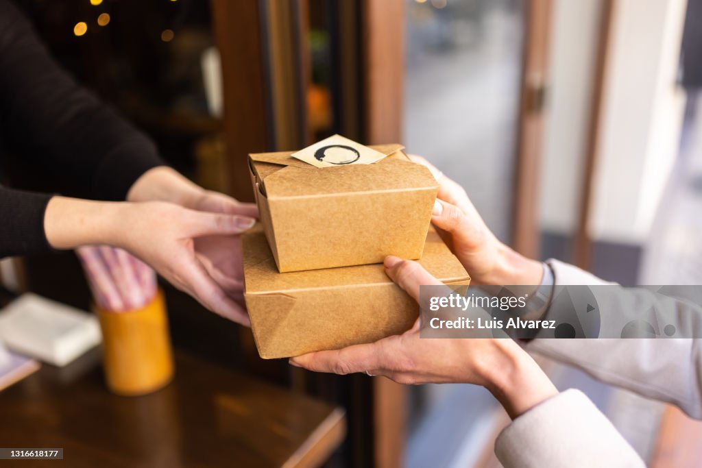 Takeaway food during pandemic
