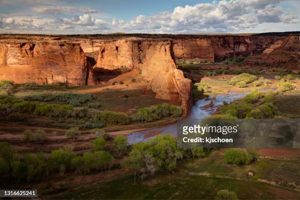 canyon de chelly evening colors from the tsegi overlook - canyon de chelly stock pictures, royalty-free photos & images