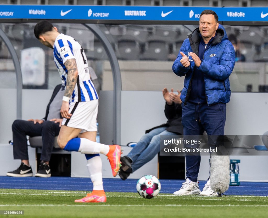Hertha BSC v Sport-Club Freiburg - Bundesliga