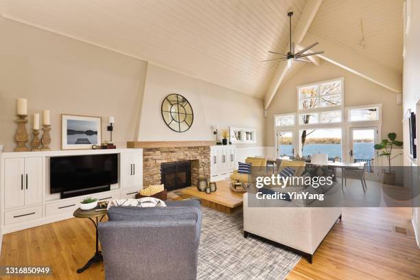 9,184 Midwestern Home Interior Stock Photos, High-Res Pictures, and ...