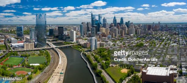 panoramic aerial view of downtown philadelphia, pennsylvania - philadelphia stock pictures, royalty-free photos & images