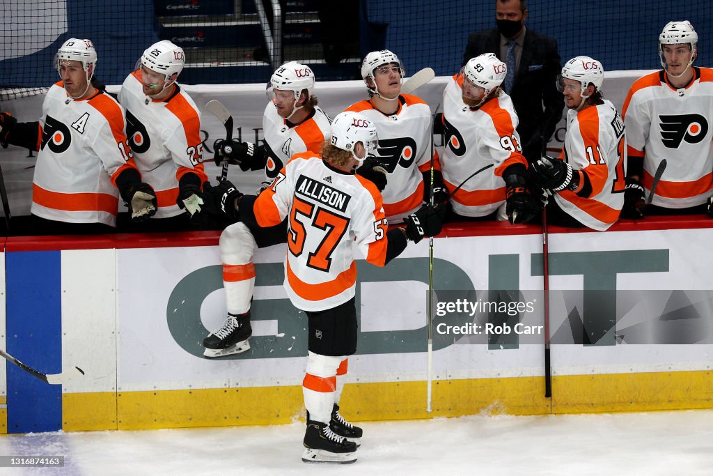 Philadelphia Flyers v Washington Capitals