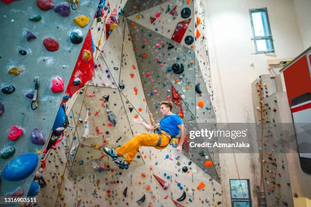 Absseil 93 Indoor Abseiling Stock Photos, High-Res Pictures, and Images - Getty ...