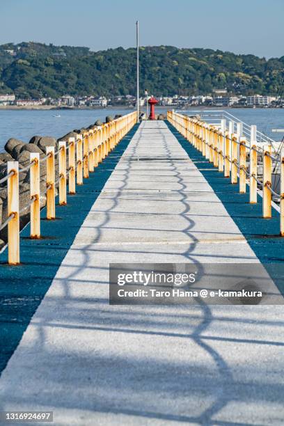 the harbor in kanagawa prefecture of japan - zushi kanagawa stockfoto's en -beelden