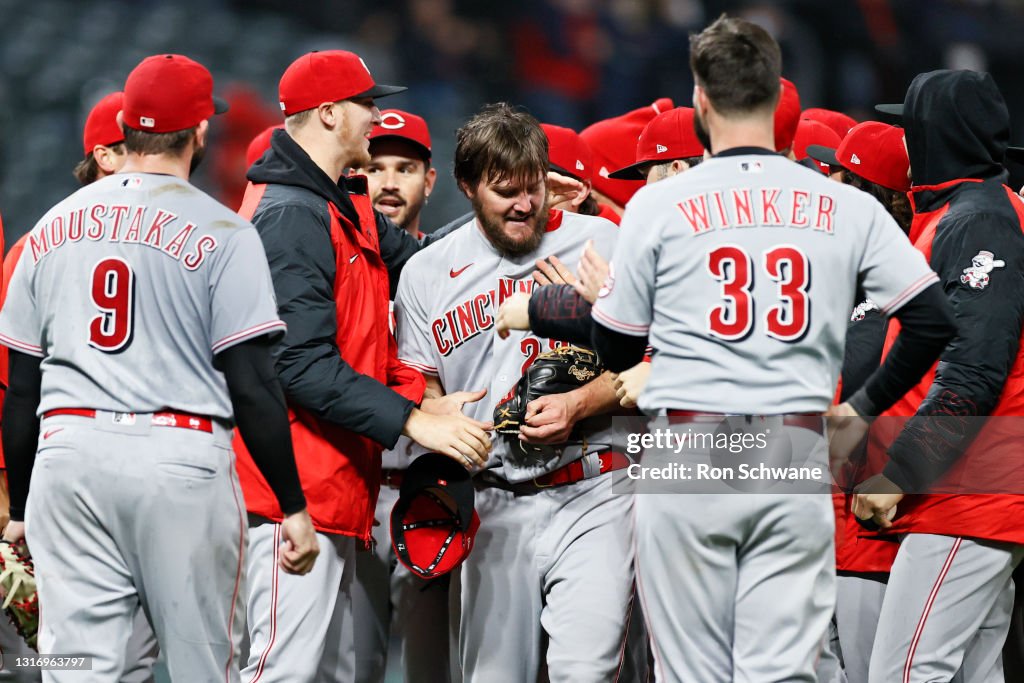 Cincinnati Reds v Cleveland Indians"n