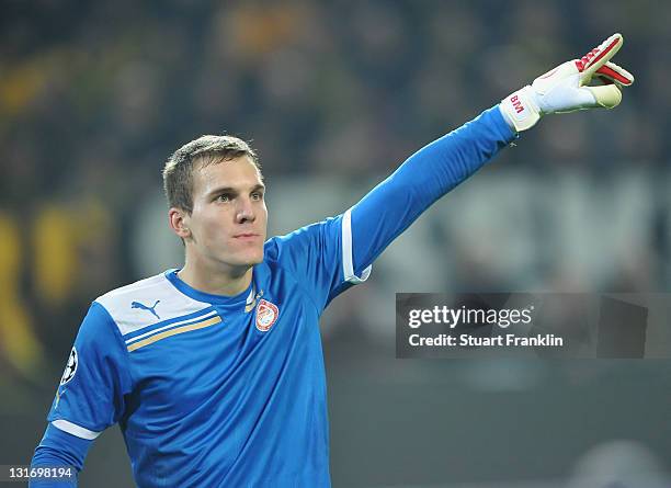 Balázs Megyeri of Olympiacos in action during the UEFA Champions League group F match between Borussia Dortmund and Olympiacos FC at Signal Iduna...