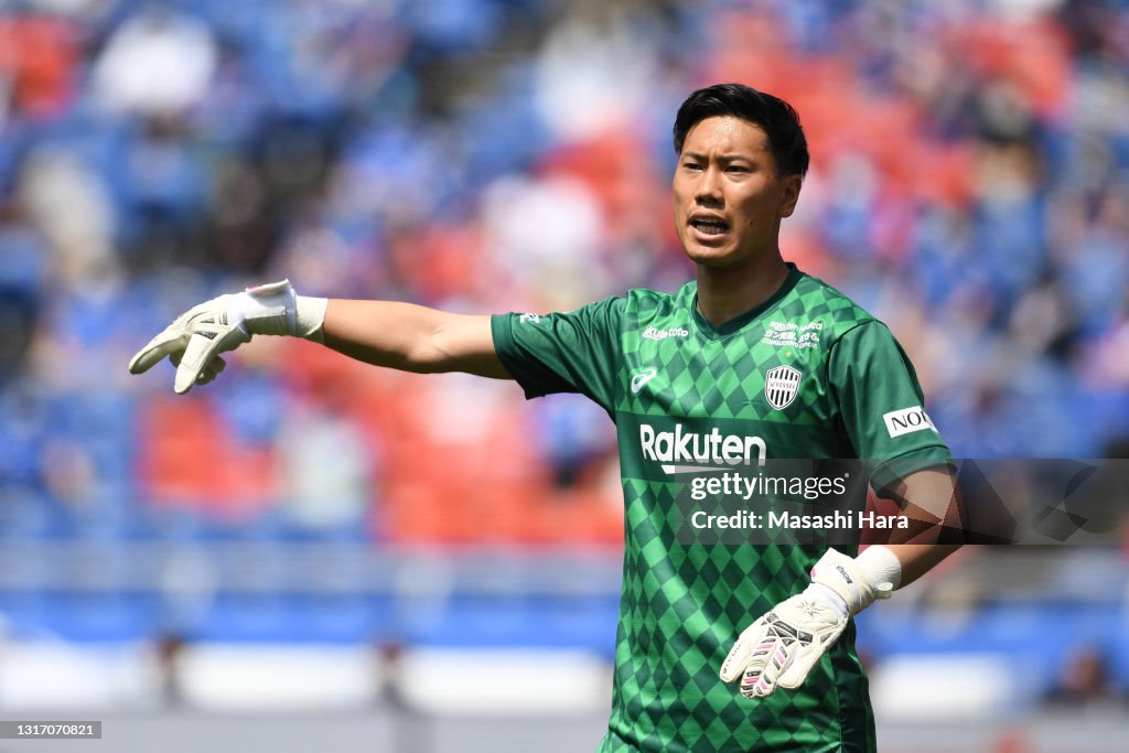 Yokohama F.Marinos v Vissel Kobe - J.League Meiji Yasuda J1
