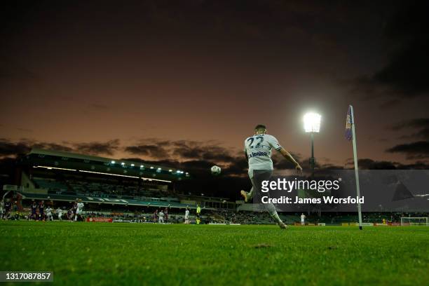 Jake Brimmer of the Melbourne Victory takes a corner kick during the A-League match between Perth Glory and Melbourne Victory at HBF Park, on May 09...