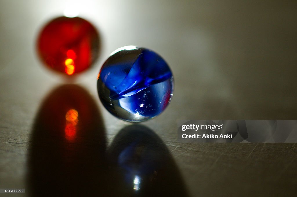 Red And Blue Marbles High-Res Stock Photo - Getty Images
