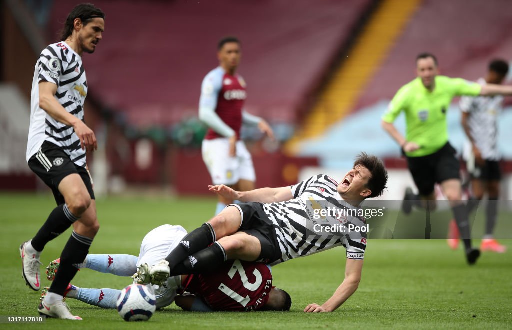 Aston Villa v Manchester United - Premier League