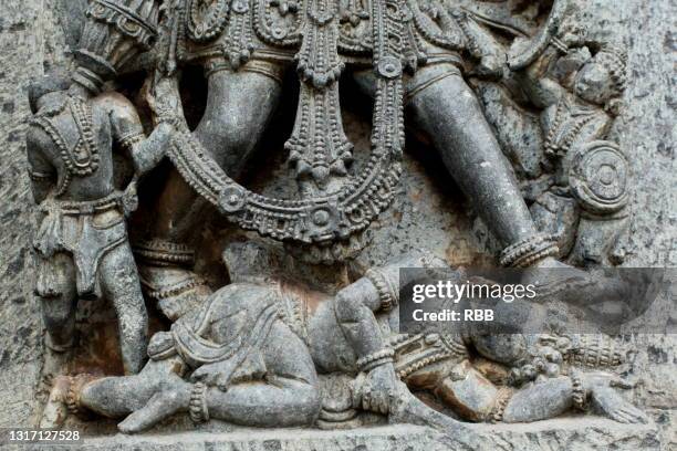 sculpture at halebidu - soapstone carving stock pictures, royalty-free photos & images