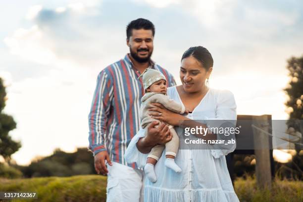 the best time in life is which you spend with your family. - māori stock pictures, royalty-free photos & images