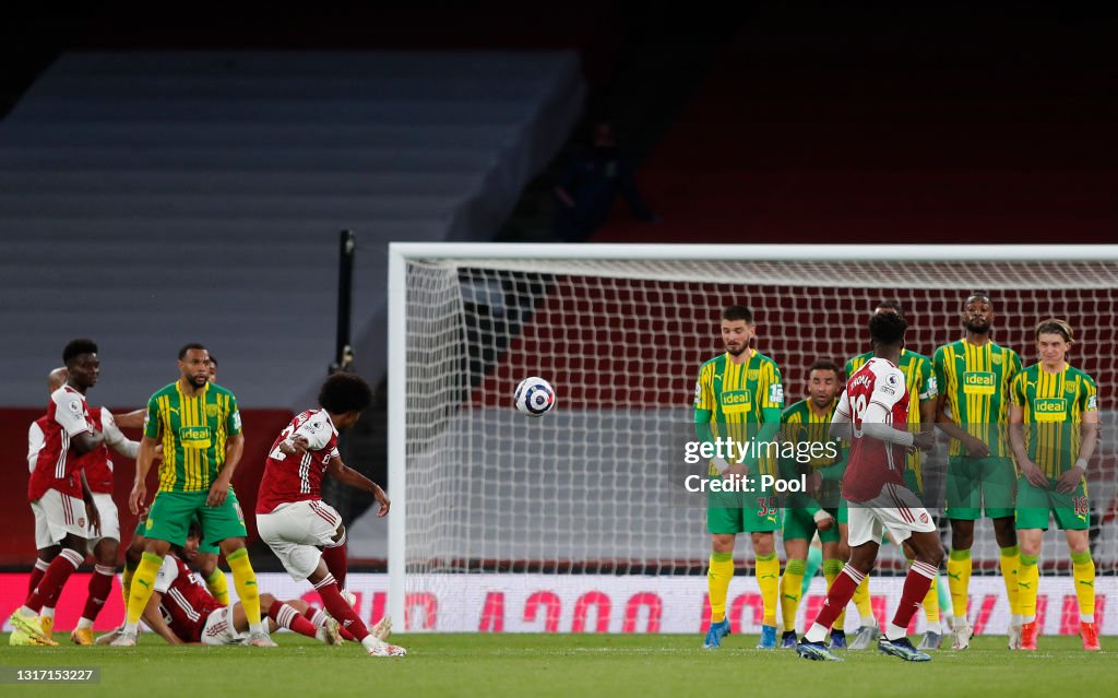 Arsenal v West Bromwich Albion - Premier League