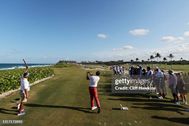 John Pak of Team USA plays his shot from the 17th tee during Sunday singles matches on Day Two of The Walker Cup at Seminole Golf Club on May 09,...