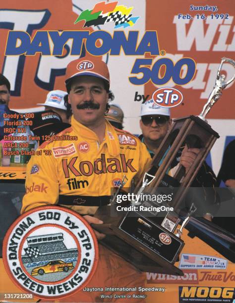 62 1992 Daytona 500 Photos & High Res Pictures Getty Images