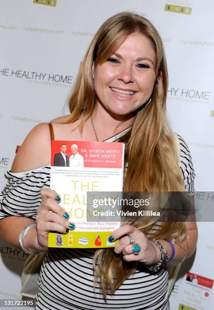 Amber Frakes attends USANA at Kari Feinsteins Academy Awards Style Lounge at Montage Beverly Hills on February 25, 2011 in Beverly Hills, California.