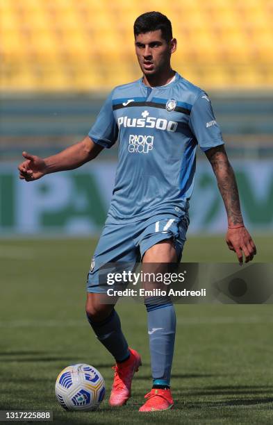 Cristian Romero of Atalanta BC in action during the Serie A match between Parma Calcio and Atalanta BC at Stadio Ennio Tardini on May 09, 2021 in...