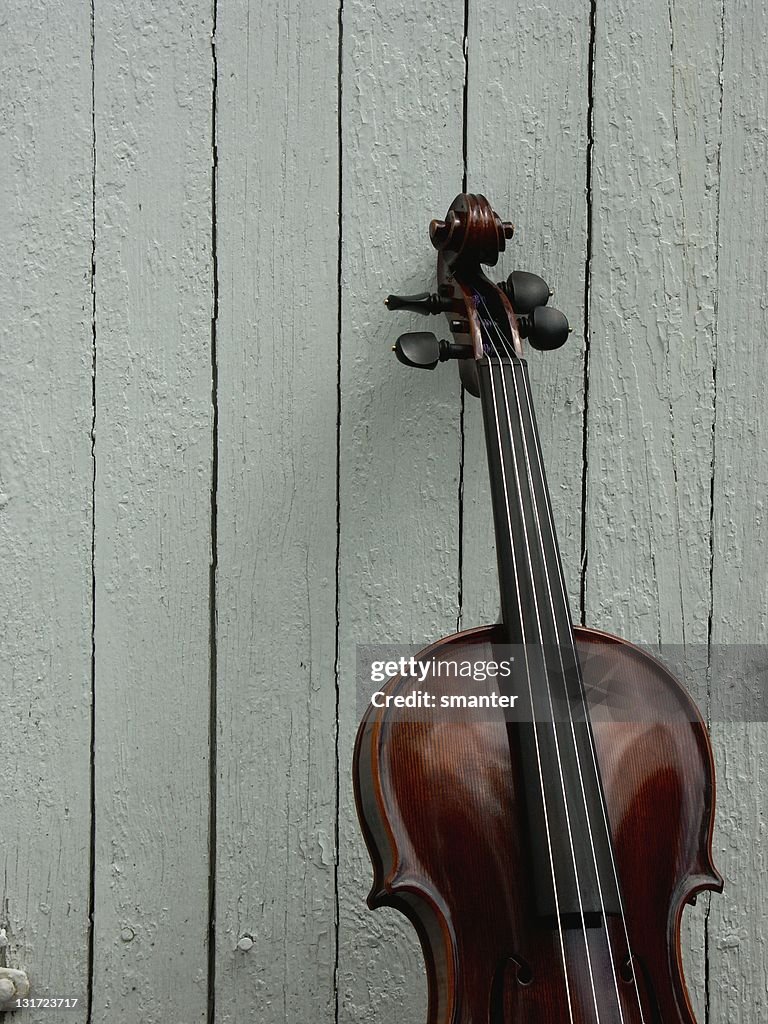 Fiddle with board background