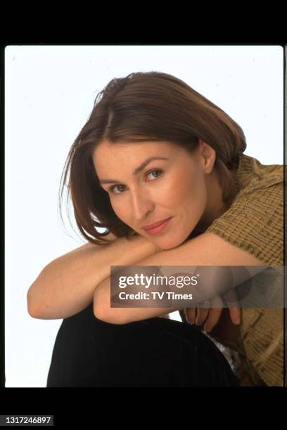 Actress Helen Baxendale, circa 1998.