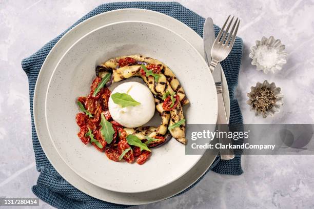 burrata with egg plant, tomatoes and arugula - burrata stock pictures, royalty-free photos & images