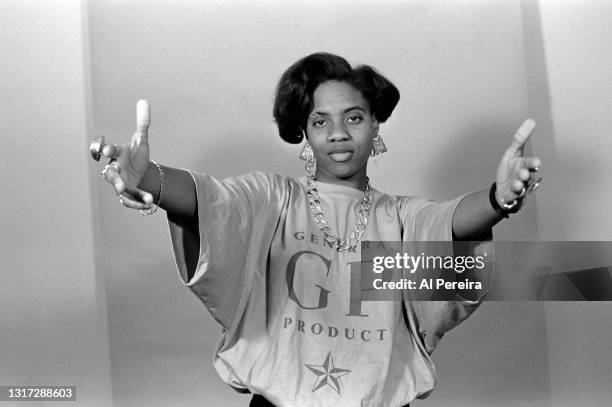 Rapper MC Lyte appears in a portrait taken on May 24, 1989 at Rhino's Den Studio in Brooklyn, New York.