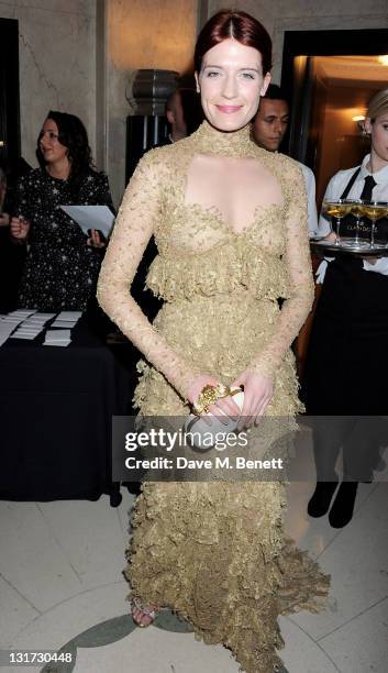 Florence Welch attends the Harper's Bazaar Women Of The Year Awards in association with Estee Lauder and NET-A-PORTER at Claridges Hotel on November...