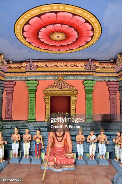 reunion island, saint-denis, hindu temple ashtalakshmi & saptamata, in the district of sainte-clotilde, rue du stade de l'est. - saint denis de la reunion stock-fotos und bilder