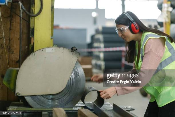 Aluminum Storefronts Photos and Premium High Res Pictures - Getty Images
