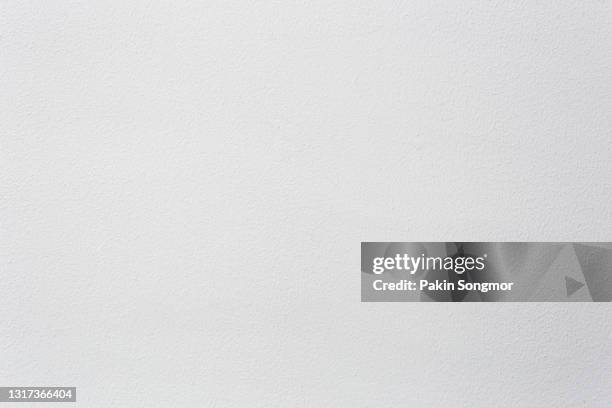 old grunge white wall texture background. - paintings stock photos et images de collection