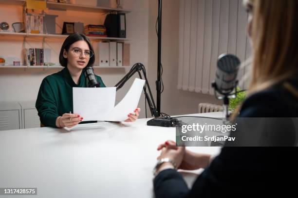 Lady Host Example Radio Host Background Photos and Premium High Res Pictures - Getty Images