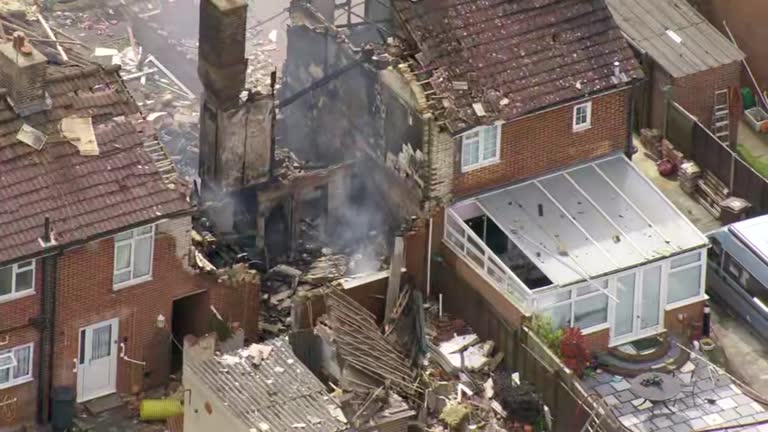 Exploded View House Videos and HD Footage - Getty Images