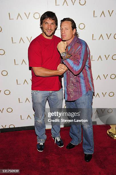 Players Alex Ovechkin and Jeremy Roenick arrive to host pre NHL Awards at Lavo on June 22, 2010 in Las Vegas, Nevada.