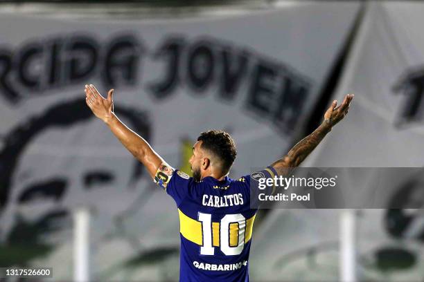 Carlos Tevez of Boca Juniors reacts during a match between Santos and Boca Juniors as part of Group C of Copa CONMEBOL Libertadores 2021 at Vila...