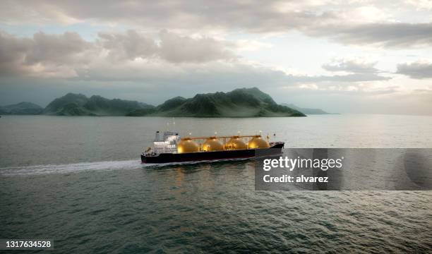 3d rendering gas tanker sailing in ocean - hydrogen stock pictures, royalty-free photos & images