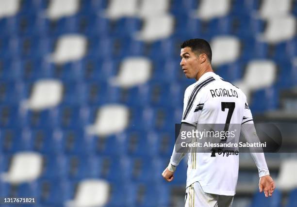 Cristiano Ronaldo of Juventus looks on during the Serie A match between US Sassuolo and Juventus at Mapei Stadium - Città del Tricolore on May 12,...