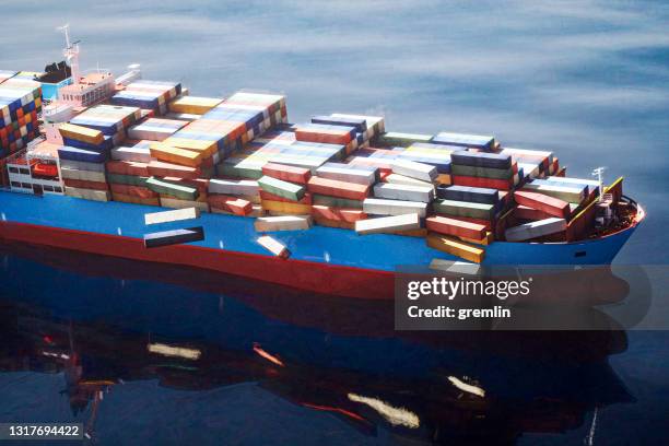 Container Ship Crash Photos and Premium High Res Pictures - Getty Images
