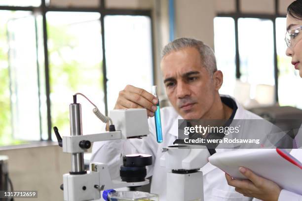 Lab Testing Asia Asian Lab Technician Photos and Premium High Res Pictures - Getty Images
