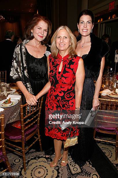 Lois Chiles, New-York Historical Society President Louise Mirrer and Diana DiMenna attend the 2011 New-York Historical Society History Makers Awards...