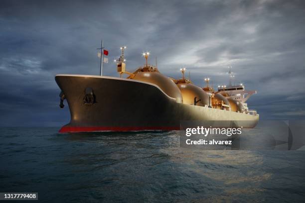 renderização 3d de petroleiro de gnl navegando no mar à noite - tanque de combustível tanque de armazenamento - fotografias e filmes do acervo