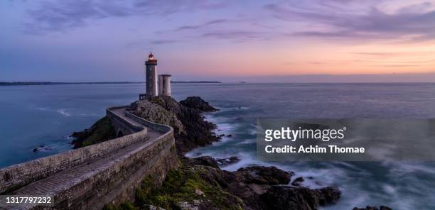 phare du petit minou, brittany, france, europe - brest brittany stock pictures, royalty-free photos & images