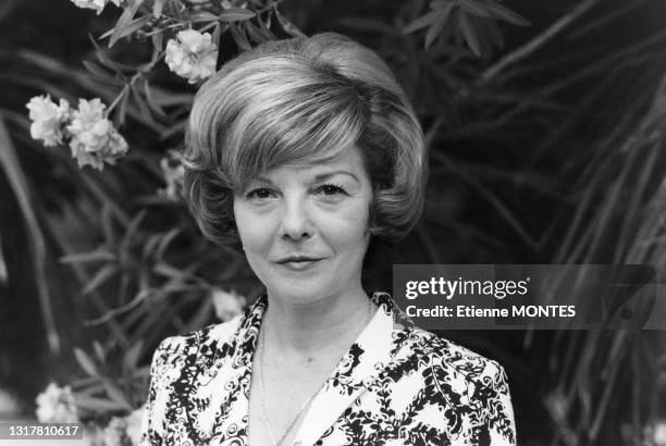 Après 5 ans d'incarcération en Argentine, Isabel Martinez de Peron, la veuve du général Peron est à Madrid dans les jardins du Ritz, circa 1981.