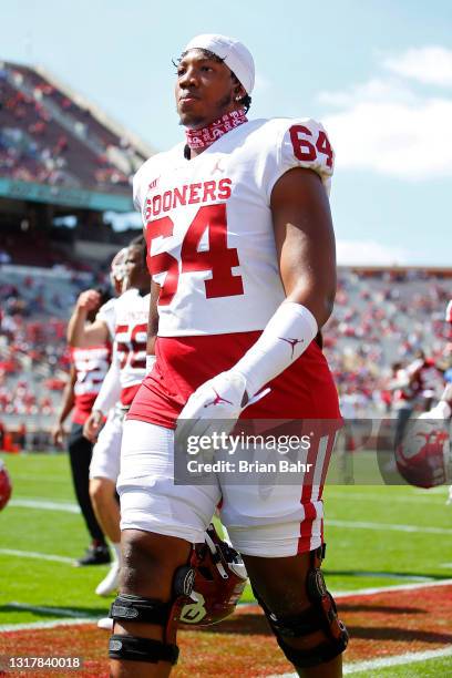 Offensive lineman Wanya Morris of the Oklahoma Sooners prepares for the team's spring game at Gaylord Family Oklahoma Memorial Stadium on April 24,...